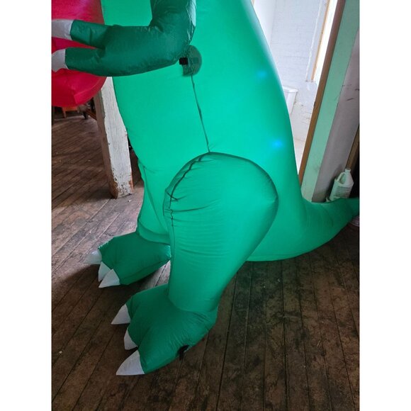 10 ft inflatable dinosaur Valentine conversation heart spring lawn décor - Picture 10 of 11